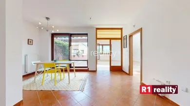 Na predaj 4-izbový byt, 167 m², Piešťany, Stromová