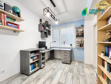 Na predaj 4-izbový byt, 98 m², Martin