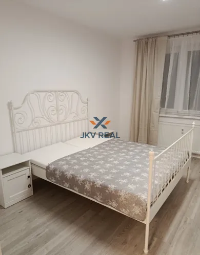 Na prenájom 2-izbový byt, 55 m², Trenčín, Na Pažiti