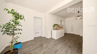 Na predaj 3-izbový dom, 74 m², Topoľníky, Dunajská