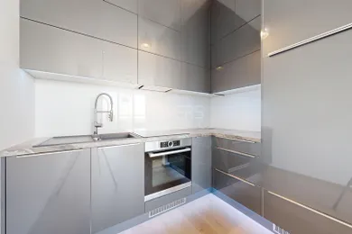 Na predaj 2-izbový byt, 57 m², Bratislava-Ružinov, Pribinova
