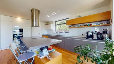 Na predaj 6-izbový dom, 127 m², Špačince