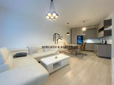 Mieszkania na wynajem, 2-pokojowe, Košice-Staré Mesto · €800