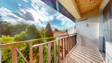 Na prenájom 4-izbový byt, 95 m², Pezinok, Dobšinského