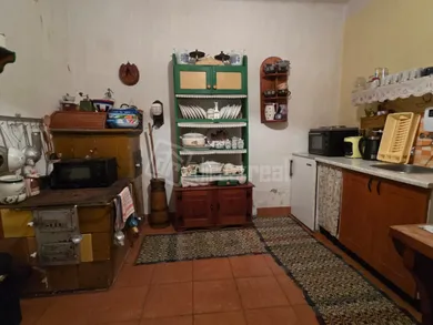 Na predaj rekreačný dom, 45 m², Nová Baňa