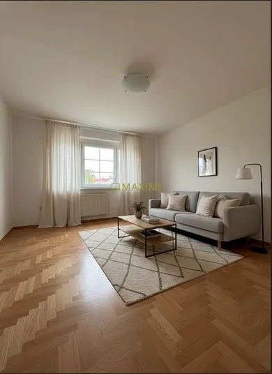 Квартиры на продажу, 4-комнатные, Bratislava-Petržalka · €286 000