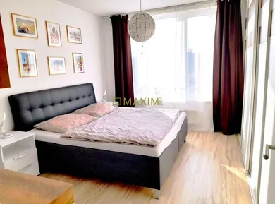 Na predaj 3-izbový byt, 69 m², Bratislava-Petržalka, Zuzany Chalupovej
