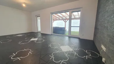 Na predaj 3-izbový byt, 93 m², Stupava, Platanová