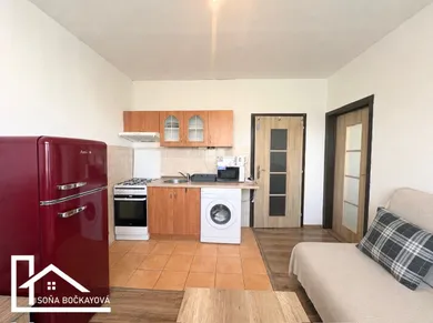 Apartments for rent, 1-room in Partizánske · €400