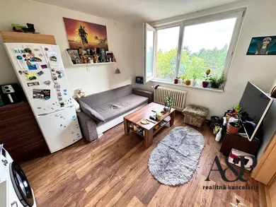 Na predaj 1-izbový byt, 37 m², Senica, J. Kráľa