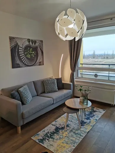 Na prenájom 2-izbový byt, 43 m², Trnava, Novomestská