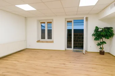 Na prenájom komerčné v Žilina · €799 · Dokončené