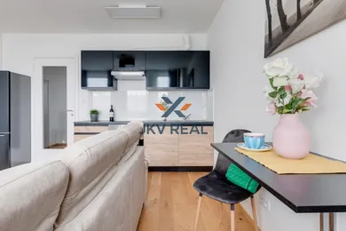 Na predaj 1-izbový byt, 23 m², Bratislava-Ružinov, Jelačičova