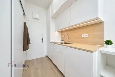 Na predaj 1-izbový byt, 17 m², Rovinka