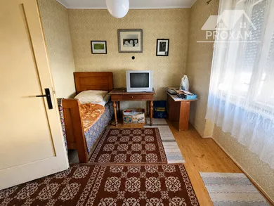 Na predaj 5-izbový dom, 80 m², Mládzovo