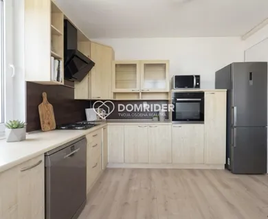 Na predaj 3-izbový byt, 85 m², Bratislava-Devínska Nová Ves