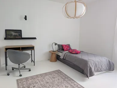 Na prenájom 3-izbový byt, 120 m², Banská Bystrica, Na Graniari