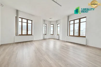 Комерційні приміщення в оренду, Žilina · €1 845