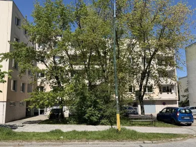 Na predaj byt v Bratislava-Dúbravka · €270 000 · Čiastočná rekonštrukcia