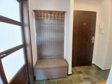 Na prenájom 2-izbový byt, 55 m², Bratislava-Nové Mesto, Sibírska