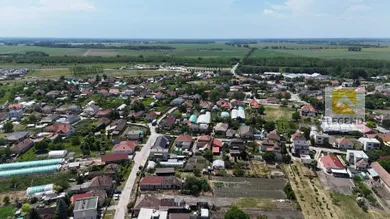 Na predaj pozemok, 995 m², Nové Zámky, Nesvadská cesta