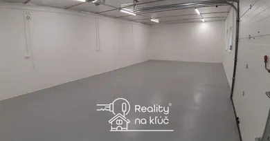 Na prenájom komerčné, 93 m², Nové Zámky, Gúgska
