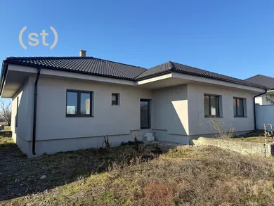 Na predaj dom, 207 m², Horné Obdokovce