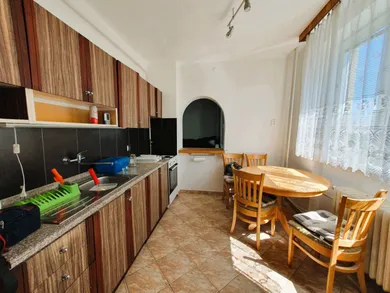 Na predaj 3-izbový byt, 79 m², Pezinok