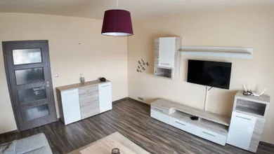 Квартири в оренду, 2-кімнатні, Dunajská Streda · €570