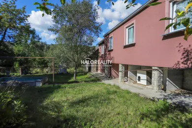 Na predaj dom, 82 m², Malé Lednice
