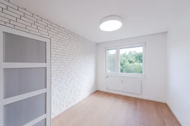 Na predaj 3-izbový byt, 70 m², Bratislava-Lamač, Na barine