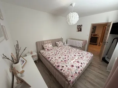 Byty na predaj 3-izbový, Bratislava-Petržalka · €285 000