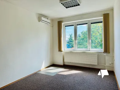 Objekty na prenájom, Nitra · €190