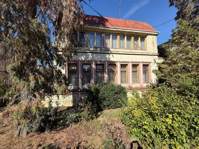 Domy na predaj 5-izbový, Zlaté Moravce · €249 000