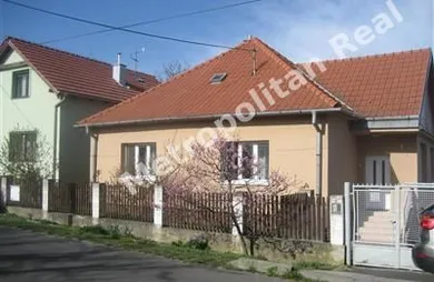 Na predaj dom v Bratislava-Záhorská Bystrica · €390 000 · Pôvodný stav