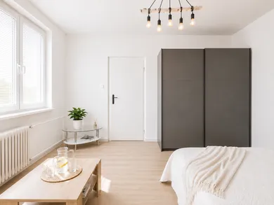 Na prenájom 1-izbový byt, 40 m², Prievidza, V. Benedikta