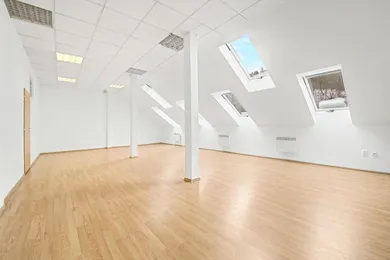 Na predaj objekt, 85 m², Dolný Kubín, Hviezdoslavovo námestie