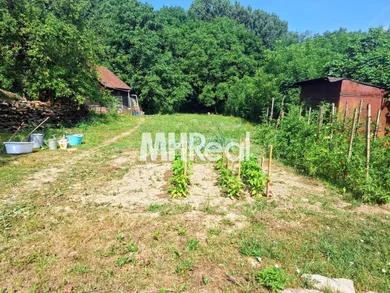 Na predaj dom, 145 m², Perín-Chym
