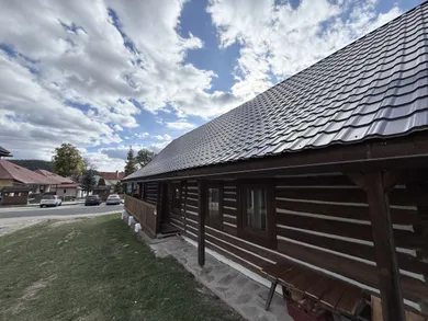 Na predaj 3-izbový rekreačný dom, 273 m², Šumiac