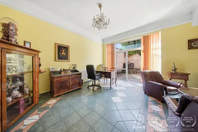 Kiadó objektumok, Banská Bystrica · €800