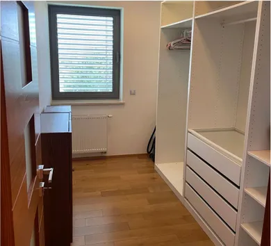 Na prenájom 4-izbový byt, 186 m², Bratislava-Staré Mesto