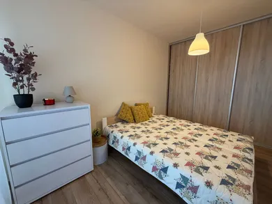 Na prenájom 3-izbový byt, 61 m², Levice, Ul. K. Marxa