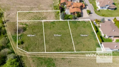Na predaj pozemok, 665 m², Trebišov