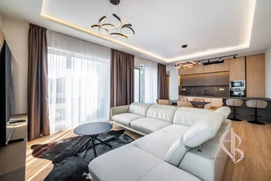 Byty na prenájom 4-izbový, Banská Bystrica · €2 500