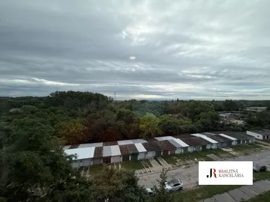 Na prenájom byt v Komárno · €650 · Dokončené
