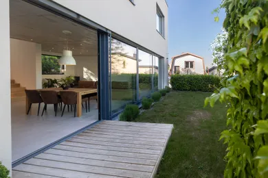 Na predaj dom, 202 m², Bratislava-Nové Mesto, Jeséniova