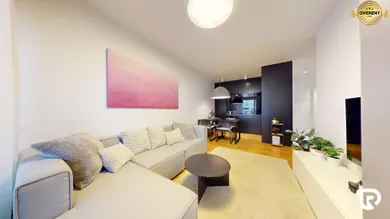 Na predaj 2-izbový byt, 45 m², Bratislava-Nové Mesto, Račianska