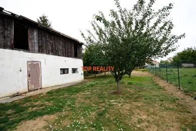 Na predaj 3-izbový dom, 543 m², Váhovce