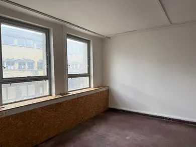 Na prenájom komerčné v Bratislava-Rača · €66 · Čiastočná rekonštrukcia
