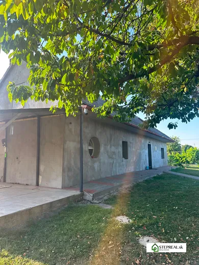 Domy na prenájom, Medveďov · €600